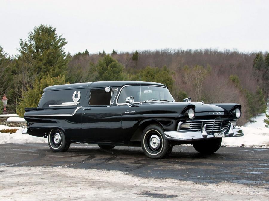  Ford Courier Sedan Delivery Coroner 1957 года  (фото 1 из 1)